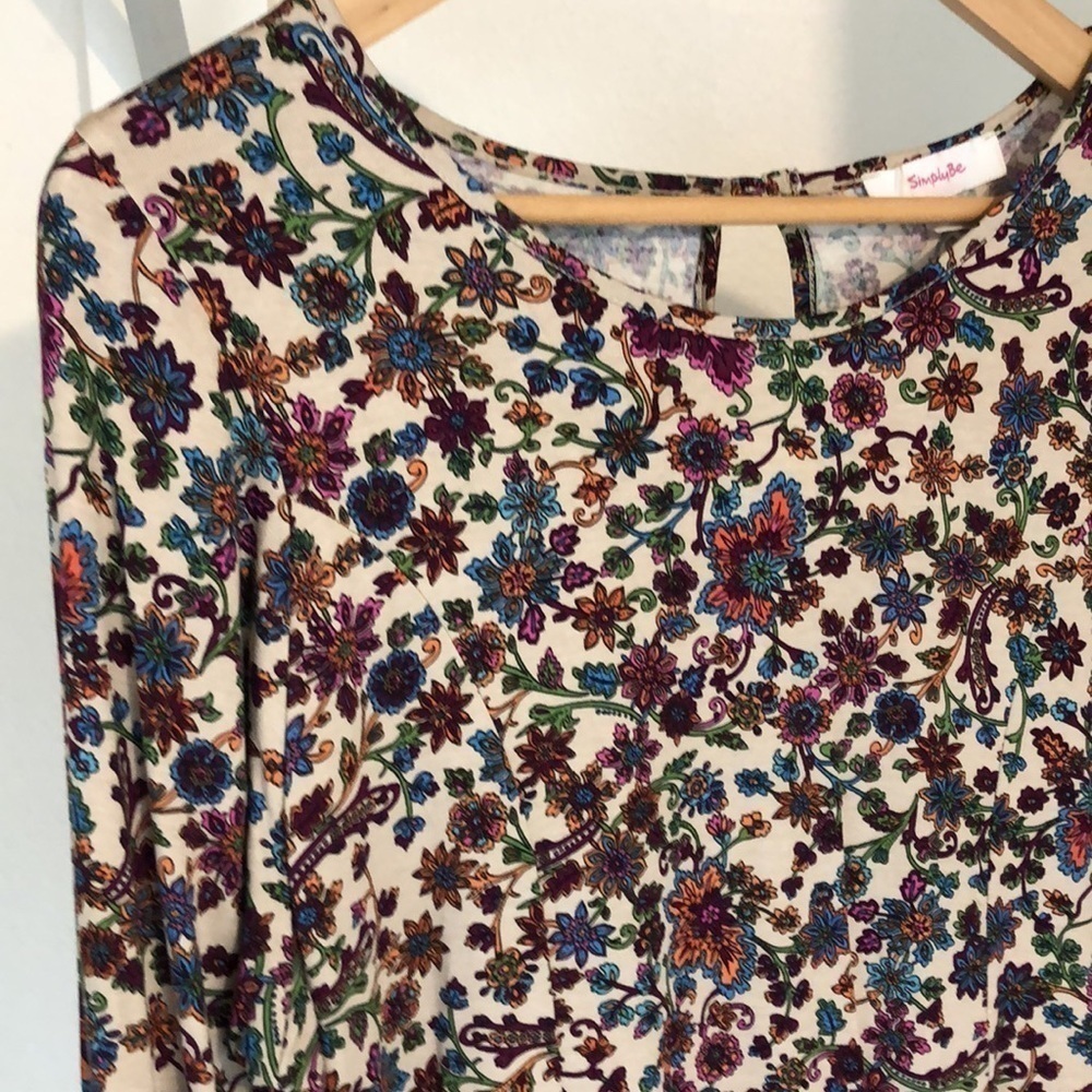 3/$25 Simply Be Floral Print Top Size 12